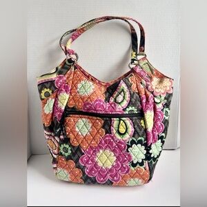 Very Bradley Crescent Ziggy Zinnia Retired Pattern Quilted Shoulder Tote Bag